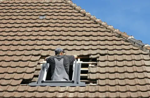 Pose de velux - Saint-Crépin et Carlucet